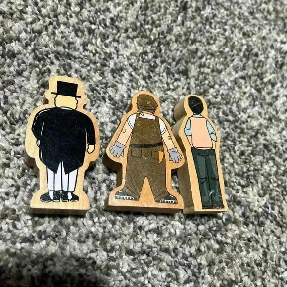 Thomas & Friends Wooden Railway People, Signs, Trees Accessories Lot 15 - Picture 11 of 11